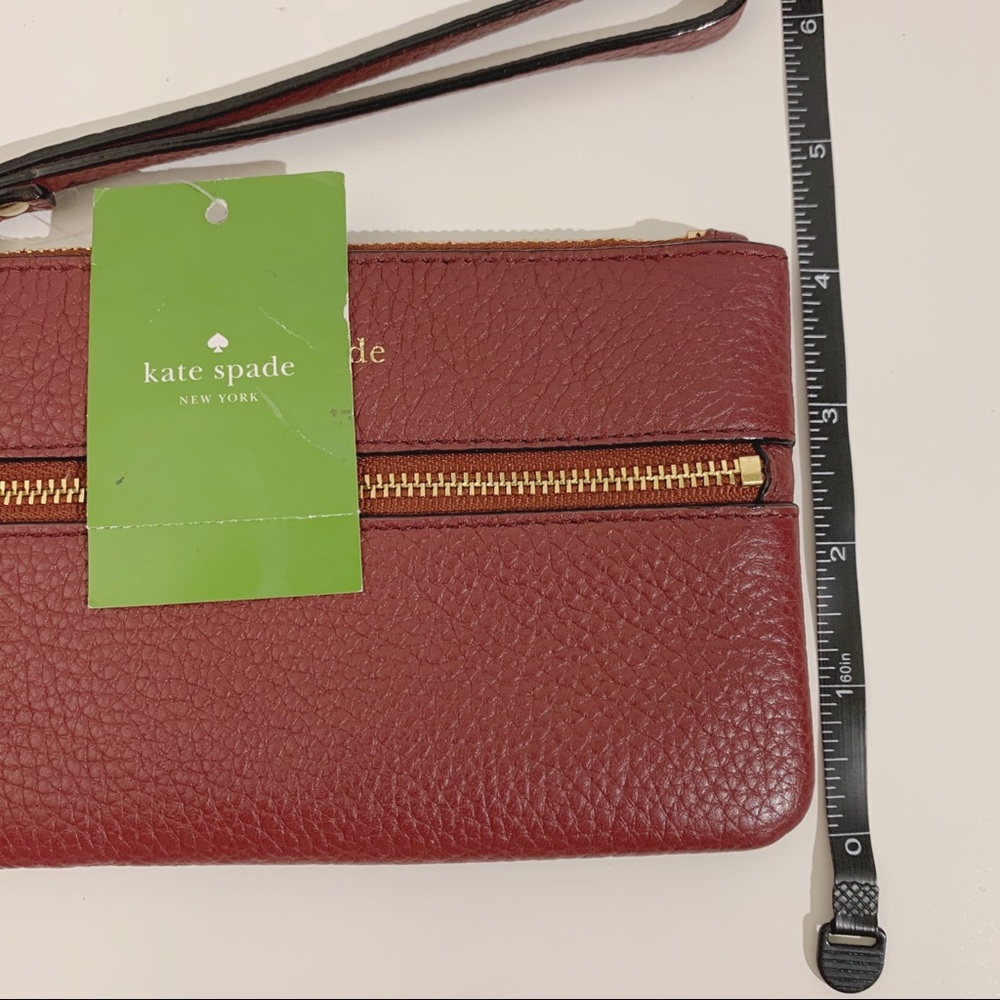 Kate Spade Leather Wristlet Purse Cobble Hill Bee - Picture 5 of 6